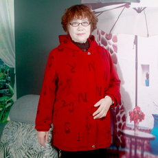 Одежда для дам 中老年春秋中长款连帽女风衣加肥大码胖妈妈装宽松时尚有内衬外套