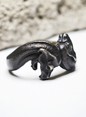 纯银暗黑系日式磨砂雾化天龙戒指