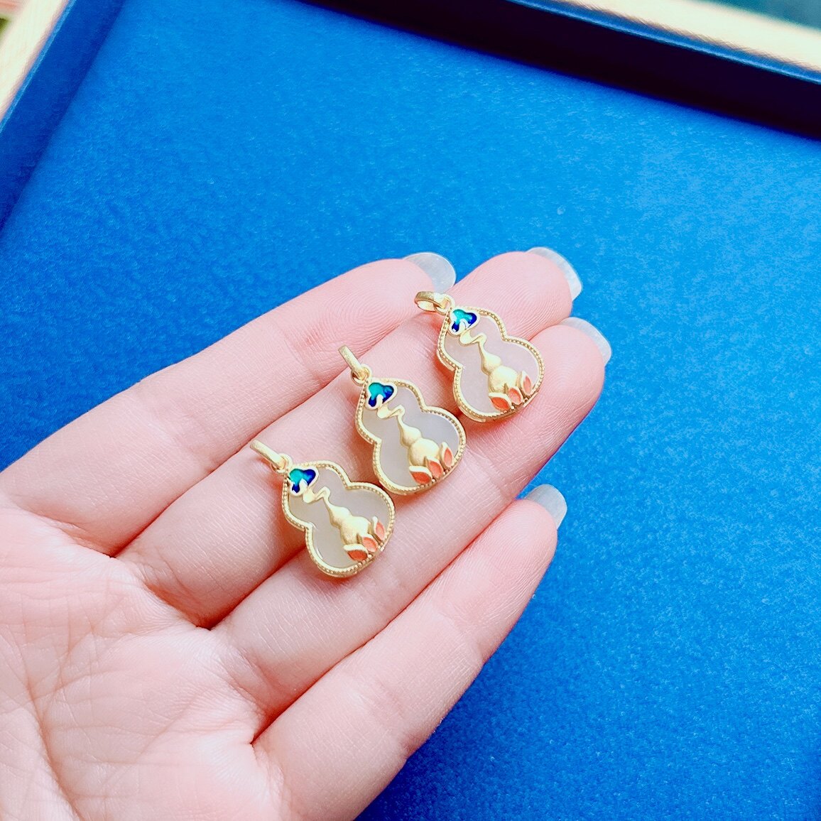 保真天然和田玉葫芦吊坠925银烤蓝工艺支持复检礼品21x13mm老料_虎窝淘