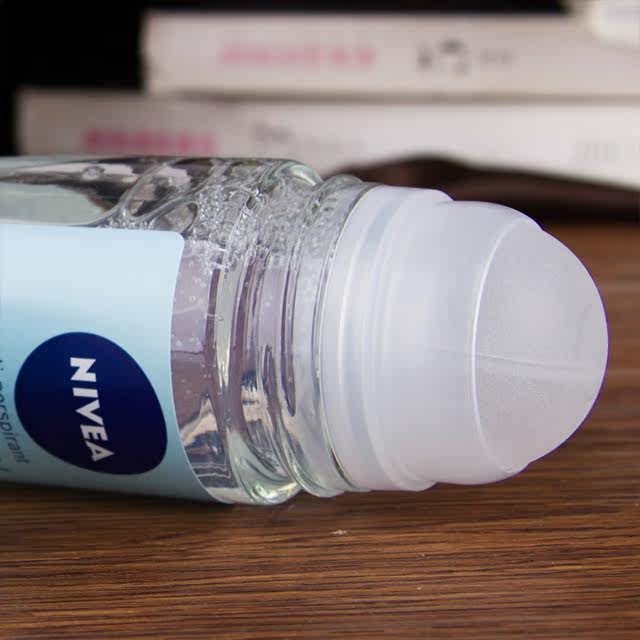 Nivea fragrant body drawing liquid