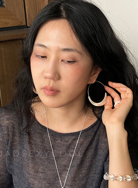 韩代金属拉丝流线大圈圈银色耳环女个性简约风ins博主同款耳饰