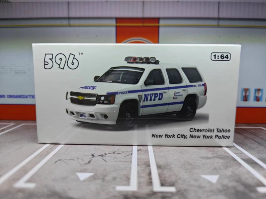 596 Model 1/64 雪佛兰塔河 Tahoe 纽约洛杉矶警察局 加州高速 - 图1