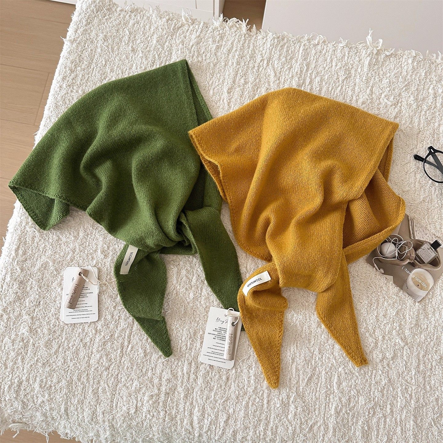 出口日本100%WOOL全羊毛针织三角巾秋冬纯色百搭披肩坎肩保暖护肩,淘宝优惠券,粉丝福利购,淘宝优惠卷