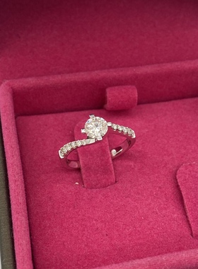 杭州米兰坊名牌寄售店 英皇GIA证书0.5克拉 色泽E 净度VS2 钻戒