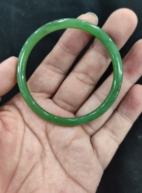 和田碧玉手镯冰底阳绿满绿细条手镯无裂无纹56圈口