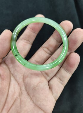 和田碧玉手镯冰底苹果绿猕猴桃中细手镯无裂无纹质地干净55.5圈口