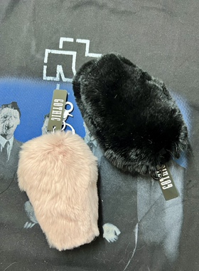 现货 IOC卡蜜拉之狱暗黑哥特亚文化吸血鬼棺材獭兔皮挂件/零钱包