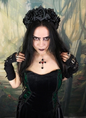 哥特宫廷黑玫瑰十字架项链