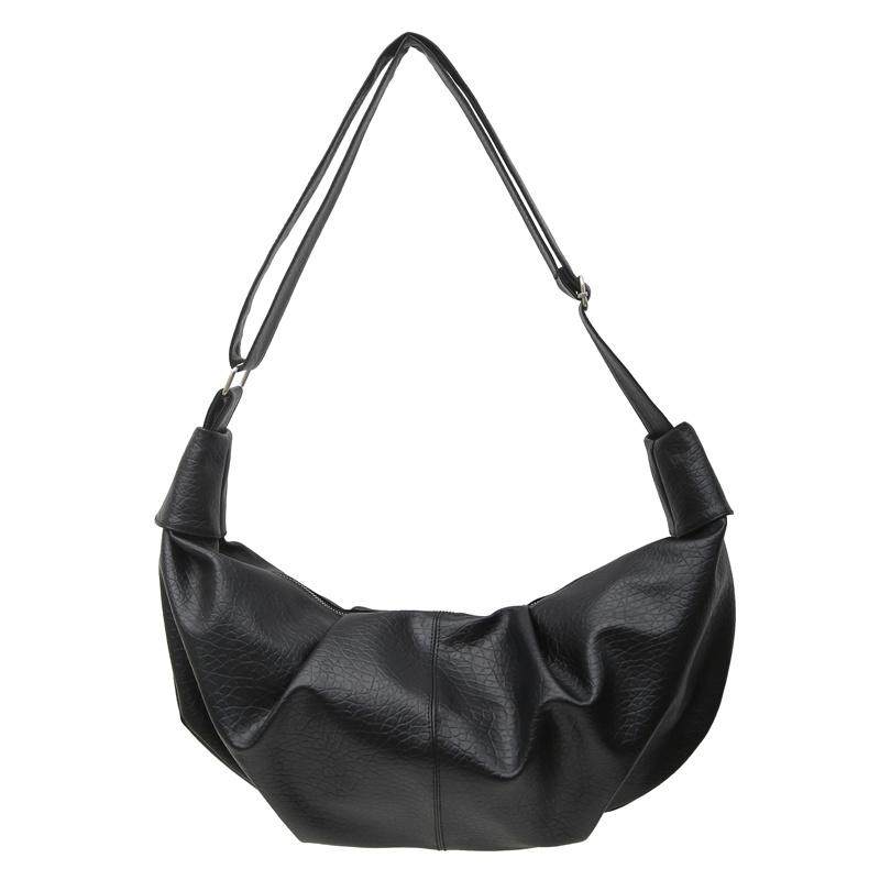 2025新款男包潮牌饺子包休闲斜挎包男士简约百搭街头运动复古单肩,淘宝优惠券,粉丝福利购,淘宝优惠卷