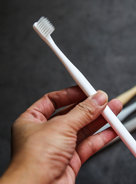 推荐款！简约极简式四支装简洁款清洁软毛小头牙刷