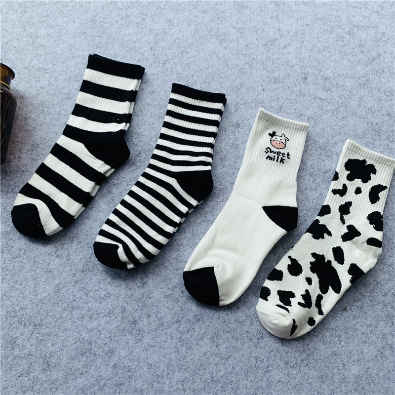 25秋冬新品韩国奶牛条纹潮袜子ins黑白学院风男女情侣纯棉中长筒,淘宝优惠券,粉丝福利购,淘宝优惠卷