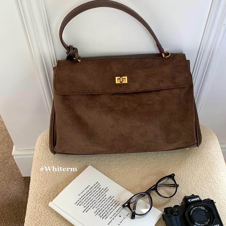 肉肉陈Whiterm秋冬复古高级感绒面拼接单肩锁扣凯莉包手提斜跨包,淘宝优惠券,粉丝福利购,淘宝优惠卷