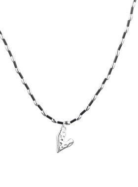 甜酷感黑白心形项链银色心形项链黑白系列项链