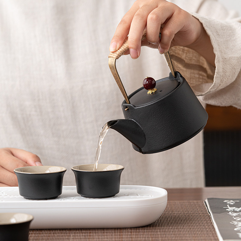 Xiangxing Black Pottery Travel Tea Set Portable Outdoor Camping Ceramic Teapot One Pot Four Cups Drinking Tea Tray