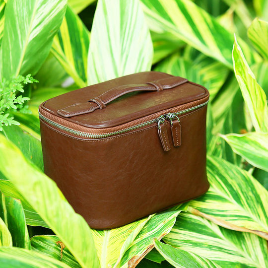 Erste-Schicht-Kosmetiktasche aus Rindsleder mit großem Fassungsvermögen, tragbare Reise-Kulturbeutel-Aufbewahrungstasche aus echtem Leder für Frauen