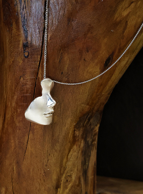 S990足银项链女神链仿真人脸面具小众颈链送礼物男女情侣纯银吊坠