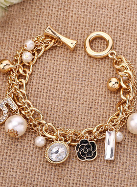 定制家具样板房衣帽间梳妆台装饰品衣柜衣橱抽屉首饰手链手镯摆件