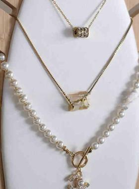 梳妆台首饰托盘套装法式度假风项链香水耳环兔毛样板房衣帽间摆件