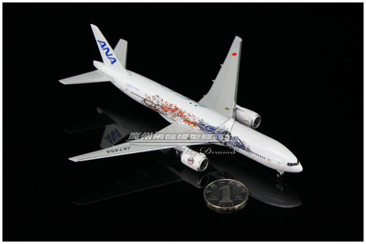 Phoenix 04490全日空波音 B777-200ER JA745A鬼灭彩绘 1:400-图1