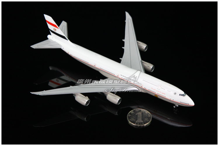 JCWINGS LH4318 埃及航空专机 B747-8 SU-EGY 飞机模型 1:400 - 图1