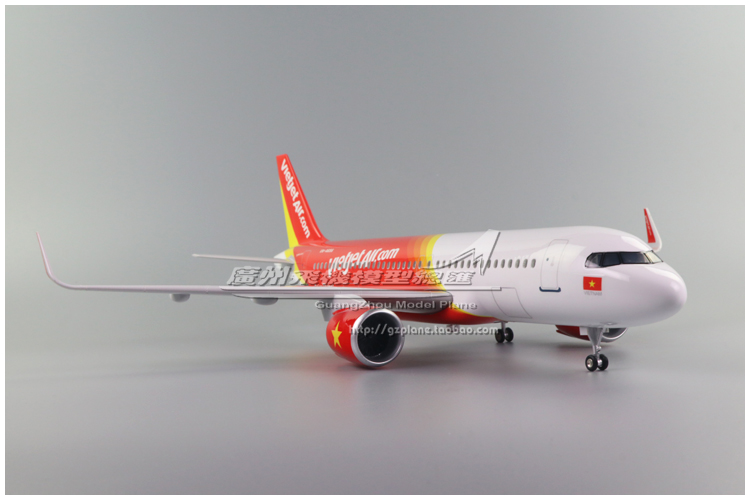 越南越捷航空A320感应LED起落架ABS树脂静态仿真47cm飞机模型1:80-图3