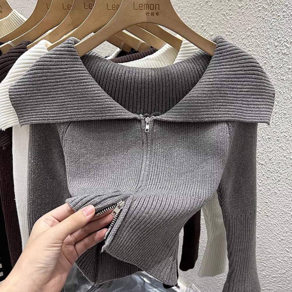 2025秋季一字肩毛衣外套女针织打底衫设计感小众短款拉链开衫上衣,淘宝优惠券,粉丝福利购,淘宝优惠卷