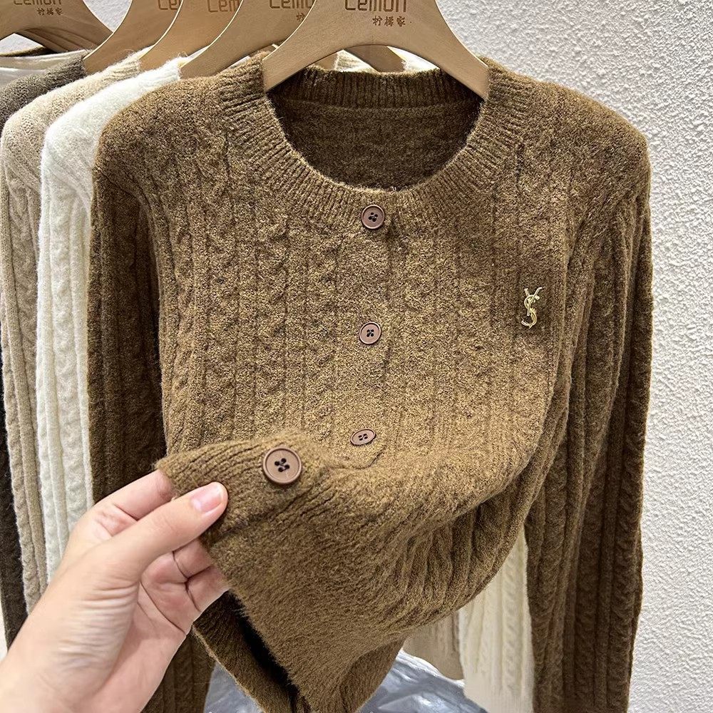2023秋冬圆领法式毛衣女外套设计感小众长袖加厚麻花针织开衫上衣,淘宝优惠券,粉丝福利购,淘宝优惠卷