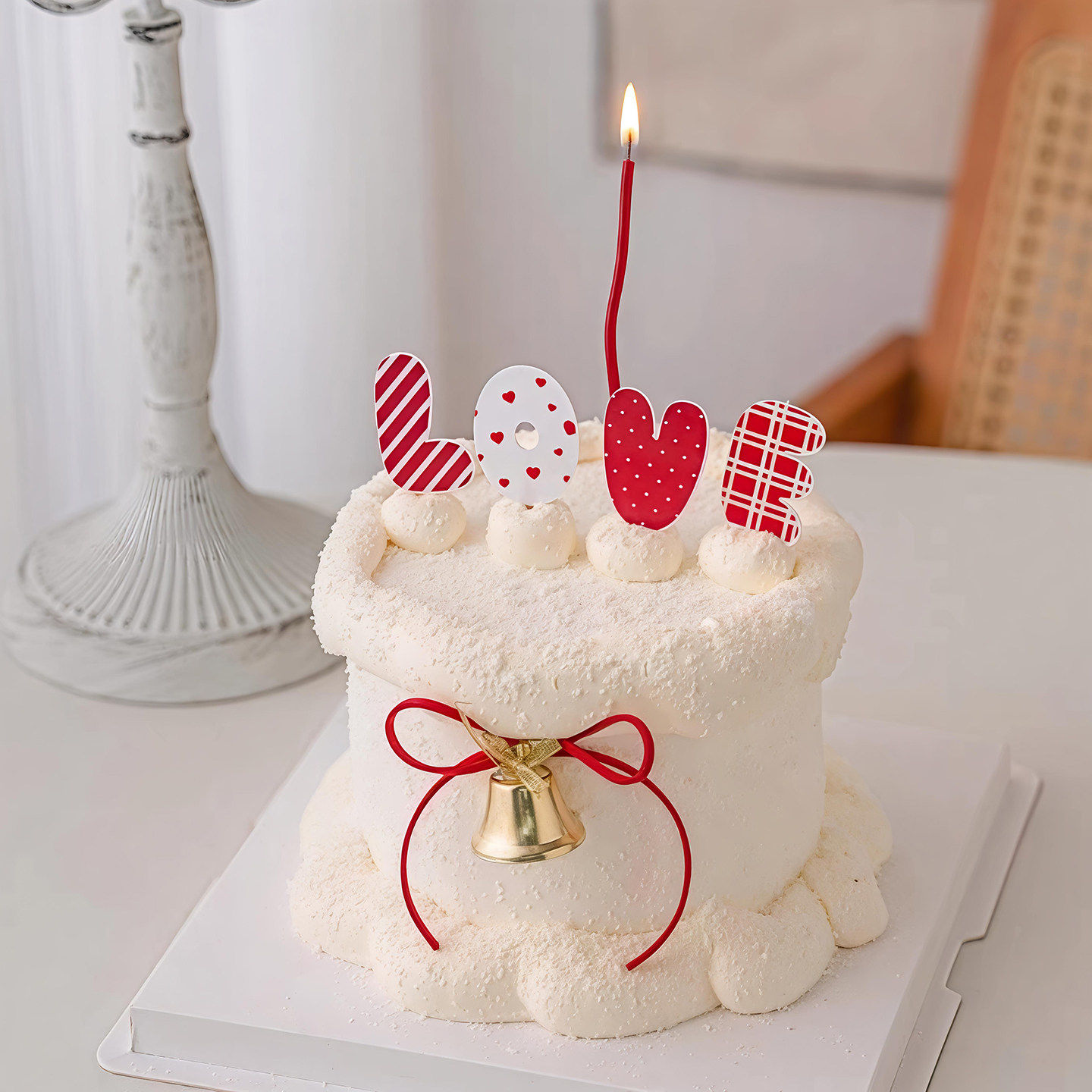 包邮网红2.14情人节网红蛋糕装饰摆件铃铛亚克力红白印花LOVE插件,淘宝优惠券,粉丝福利购,淘宝优惠卷