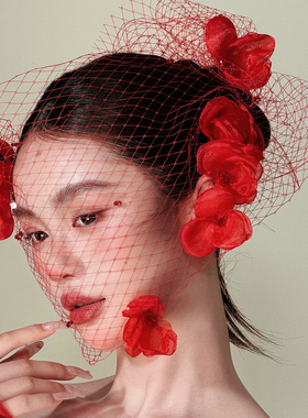 唯美酒红色花瓣蕾丝网纱