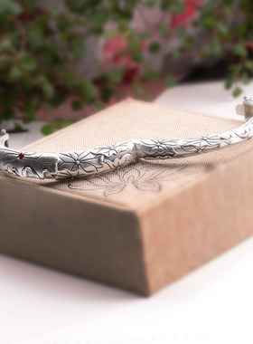 S990足银复古民族风浮雕拉丝荷叶百搭个性女士椭圆开口贵妃手镯环