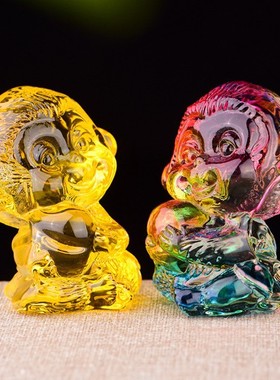 琉璃小猴抱桃摆件办公室开业柜台招财礼品家居装饰黄水晶猴子优选