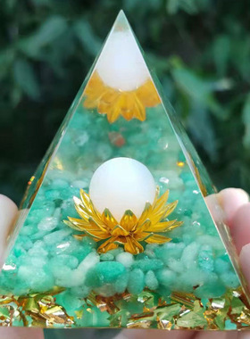 水晶金字塔树脂摆件家居桌面