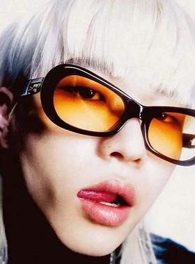 蓝色墨镜攀登扣眼太阳眼镜