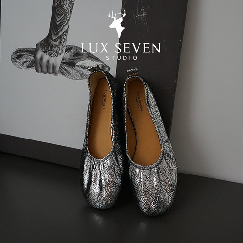 17号的下午| 波光粼粼炒软太空银色芭蕾鞋玛丽珍奶奶鞋平底单鞋女 - 图2