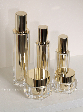 简约轻奢样板房卫生间化妆品护肤空瓶摆件壁龛衣帽间梳妆台装饰品