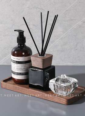 样板房卫生间卫浴摆件