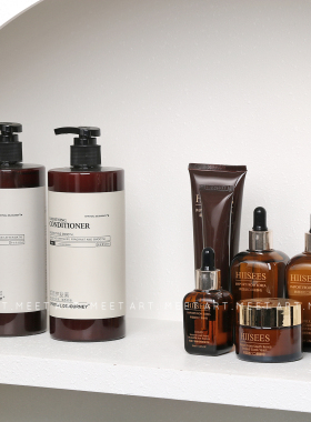 样板房卫生间镜柜摆件沐浴品装饰洗手间浴室柜收纳组合软装饰品