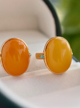 天然老蜡戒指S925纯银镶嵌大戒面戒指中性戒指鸡油黄老蜜蜡