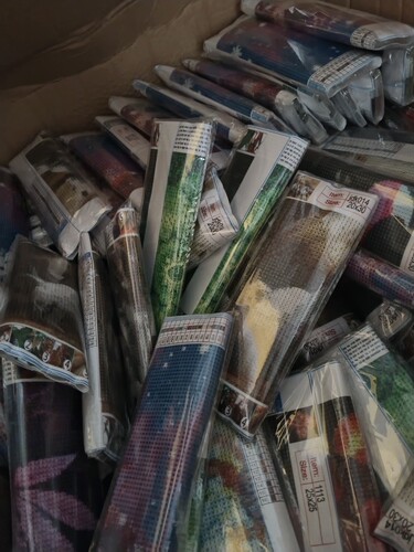 儿童钻石画手工创意贴满钻全新带工具随机发清仓处理学校手工课用 - 图0