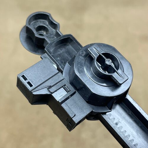 适配25-26款大众帕萨特副驾驶杂物箱阻尼器缓冲器手套箱缓冲开关 - 图1