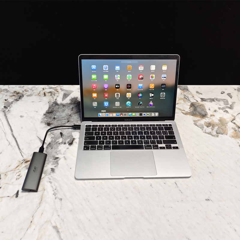 高性能NVMe M.2SSD移动固态硬盘盒1T 2T 4TB兼容 iPhone 17P/PM - 图2