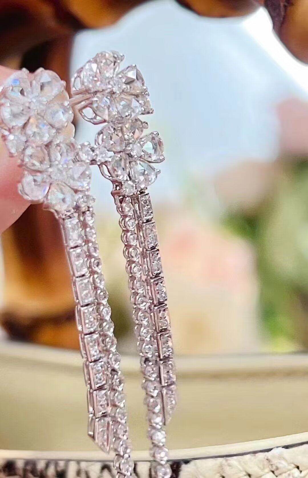 18k金女镶 1.88克拉天然南非高品质钻石玫瑰钻耳钉真金真钻送证书