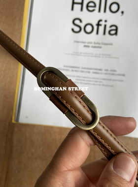 无孔磨砂质感细款多色皮带装饰