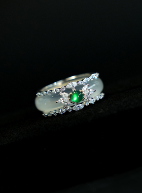 镶钻绿珠玉髓玛瑙戒指两用套戒