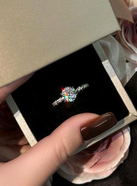 很特别的缠绕设计拉丝质感钻戒