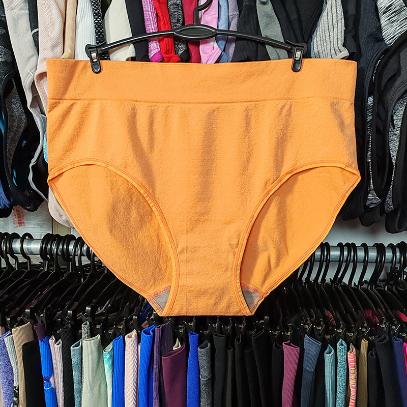 外贸原单运动内裤速干高弹无缝透气含棉裆一片式包臀中腰三角裤衩