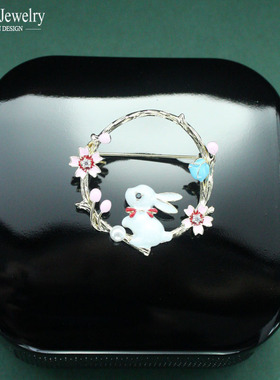 日系可爱兔子花环胸针女胸花