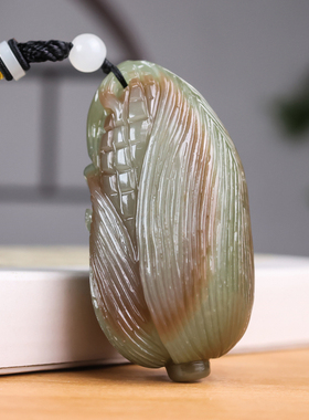 新疆和田玉籽料玉米手把件