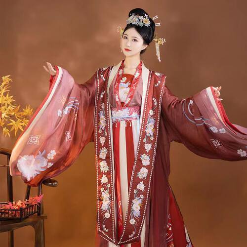 出租宋制汉服女霞披款中式婚礼敬酒出门婚服元旦节舞台表演走秀 - 图2