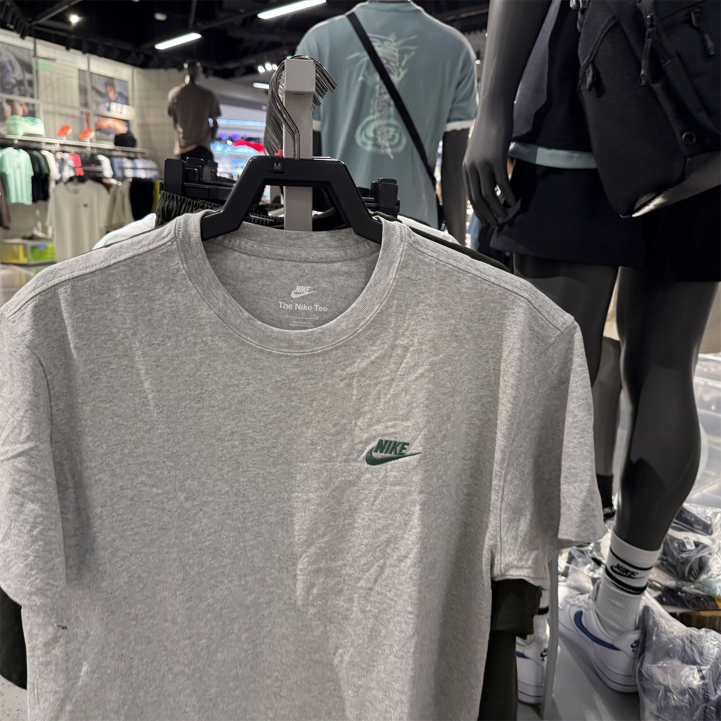 Nike 耐克男子高质感纯棉刺绣logo后背字母印花短袖 T恤 FN3698,淘宝优惠券,粉丝福利购,淘宝优惠卷